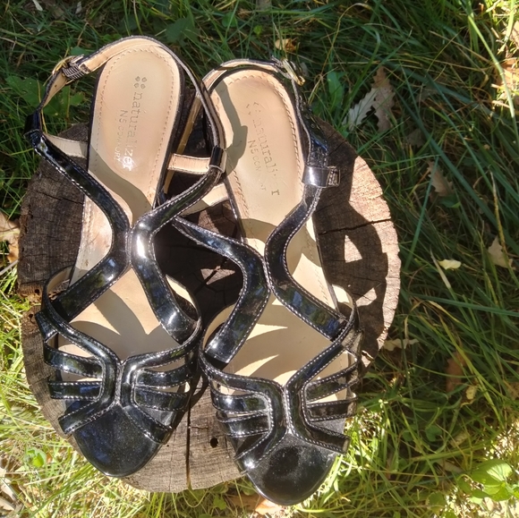 Naturalizer Shoes - ⬇️ Price Drop!⬇️ Naturalizer Dress Wedge Sandals in size 8.5